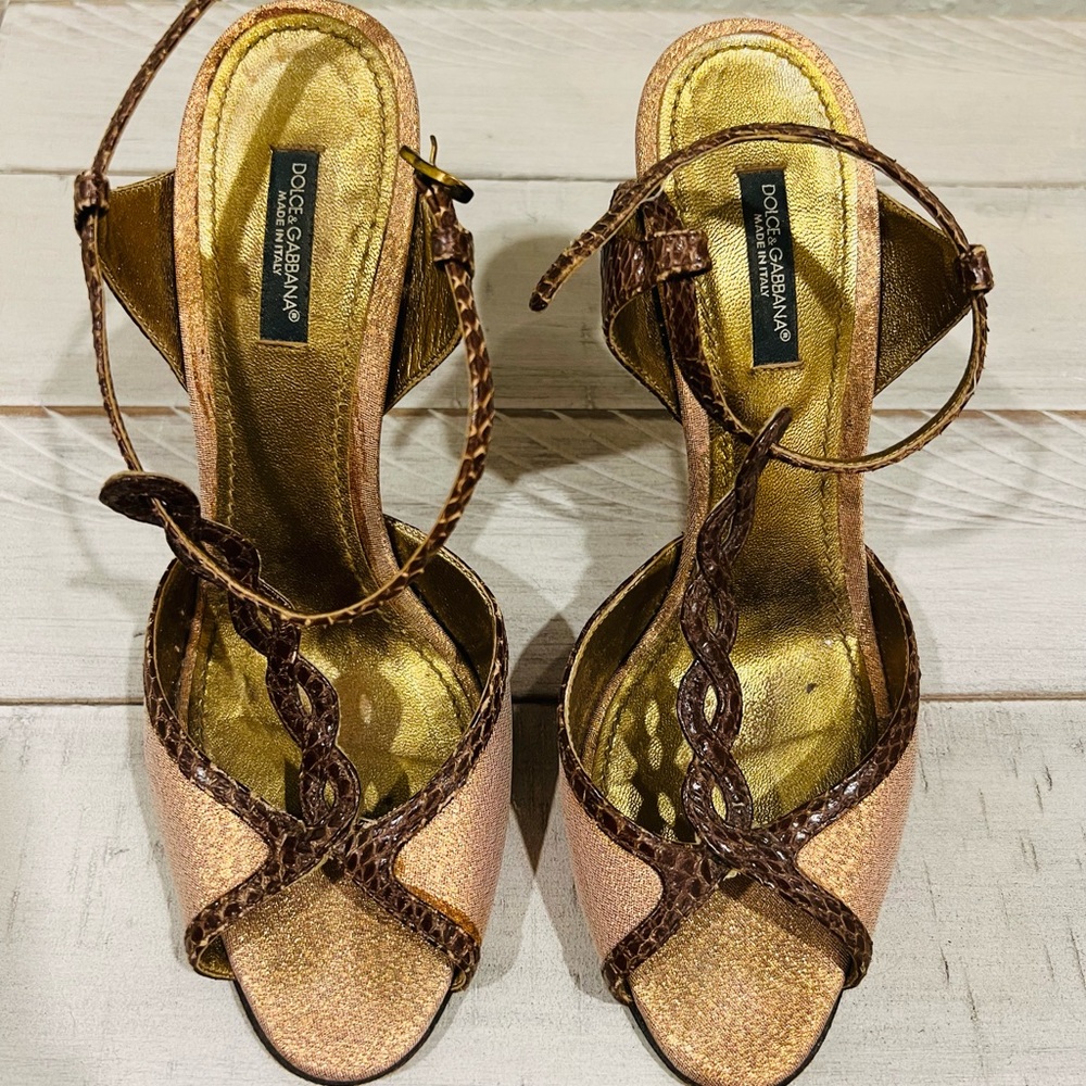 Dolce & Gabbana Classic Heels